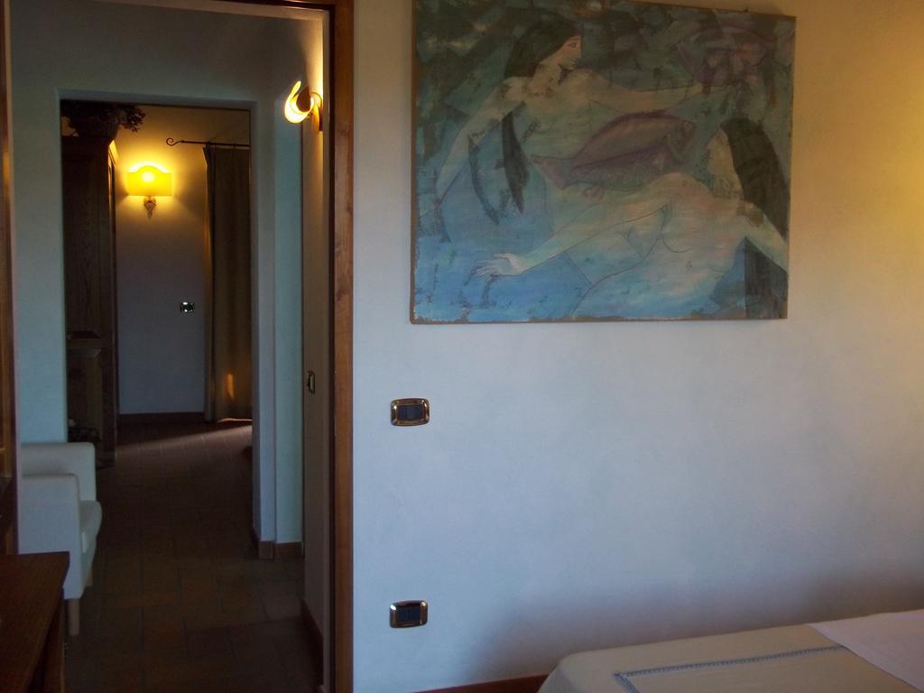 Agriturismo Lupo Cerrino Тарквиния Номер фото